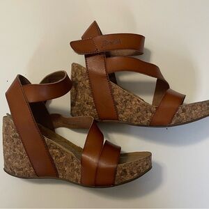 Blowfish Malibu Women's Hapuku Platform Wedge Sandal - Brown - Size 6.5